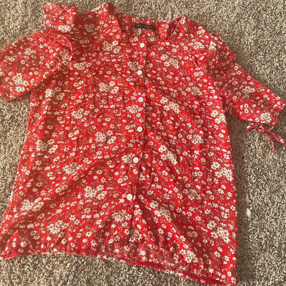 By Kerri red floral blouse